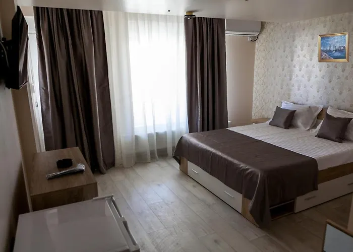 Regal Marine Гостевой дом