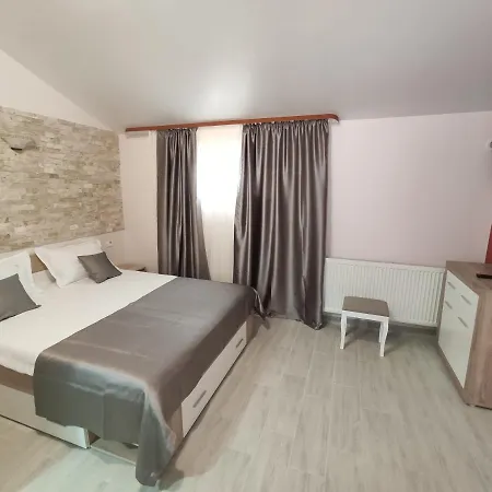 Regal Marine Pensiune Eforie Nord